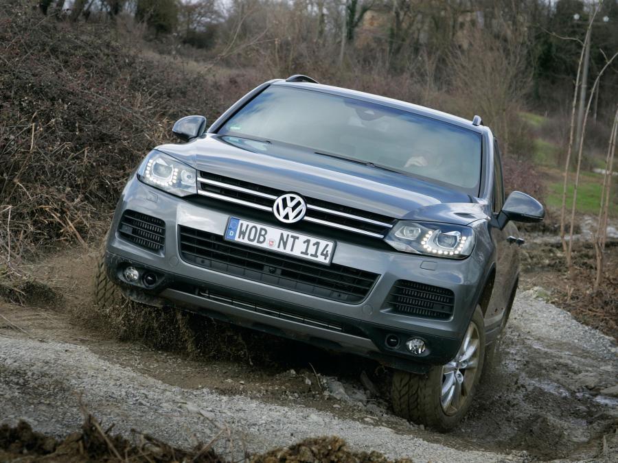  Volkswagen Touareg V6 TDi Terrain Tech Paket 2010 года  (фото 21 из 34)